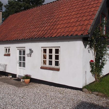 Bjaeldskovgaard Holiday House Funder Kirkeby Exterior photo
